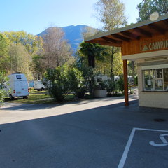 img/camping/ch/tn-2009-10-dscf1485.jpg