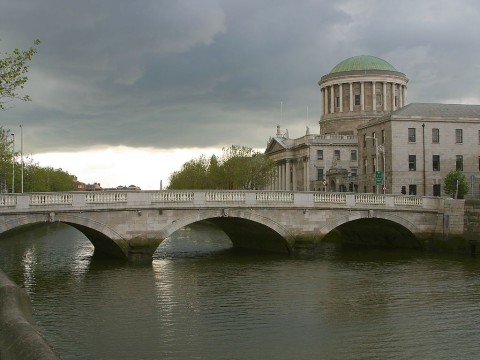 img/rg/ireland_256_bg_062202.jpg